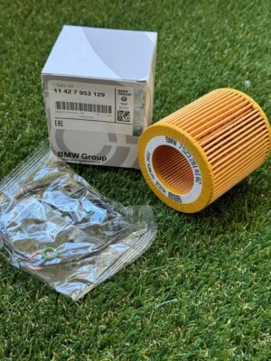 Elemento de filtro de aceite de motor original BMW 11-42-7-953-129 Foto 1 de 4