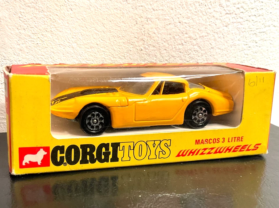 Corgi Toys 1970 Gran Bretaña WHIZZWHEELS #372 MARCOS 3 LITROS coupé en caja amarilla Foto 1 de 4