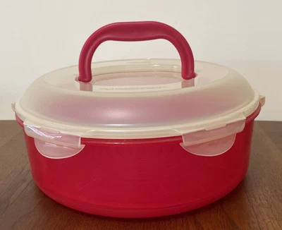LocknLock 5.8 qt Pie Cookie Carrier Handle Lift Out Tray Red - Image 1 of 4