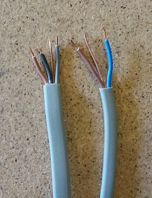Twin and Earth 2 core and 3 Core and Earth Cable for Home Lighting 6242y 6243y