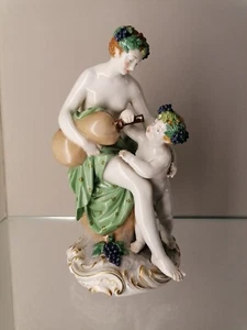 KPM Berlin Bacchantin Putto Antike Mythologie seltene Figur 1. Wahl Reichsapfel - Picture 1 of 20