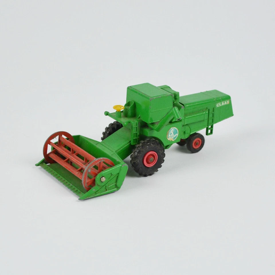 Matchbox King Size K-9 - Claas Combine Harvester - Green - Image 1 of 4