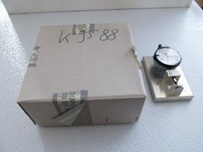 Dial gage K9588. Measurement process for distance of fiber guide sleeve to fiber