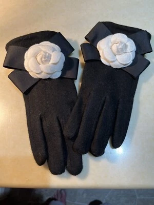 "Guantes negros de lana con flores blancas de diseñador C de 7 a 8"" forrados a mano de terciopelo preciosos" Foto 1 de 4