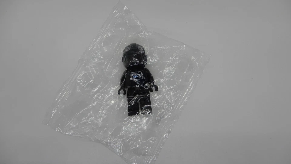 Новая минифигурка LEGO Star Wars Tie Fighter в запечатанном пакете - Изображение 1 из 1