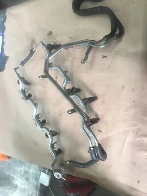 ¡REBAJADO! Fuel Rail 07C133316T Bentley Continental Flying Track Foto 1 de 3