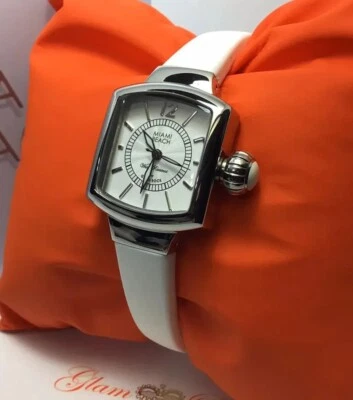 Reloj para mujer Glam Rock Foto 1 de 4