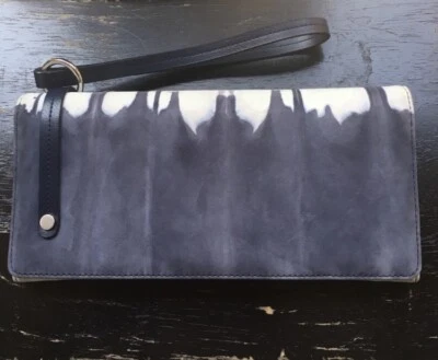 Cartera de muñeca de cuero Kenneth Cole Reaction Foto 1 de 4