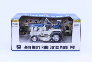 1/16 John Deere Patio Series 140 With Mower Deck - Picture 1 of 6