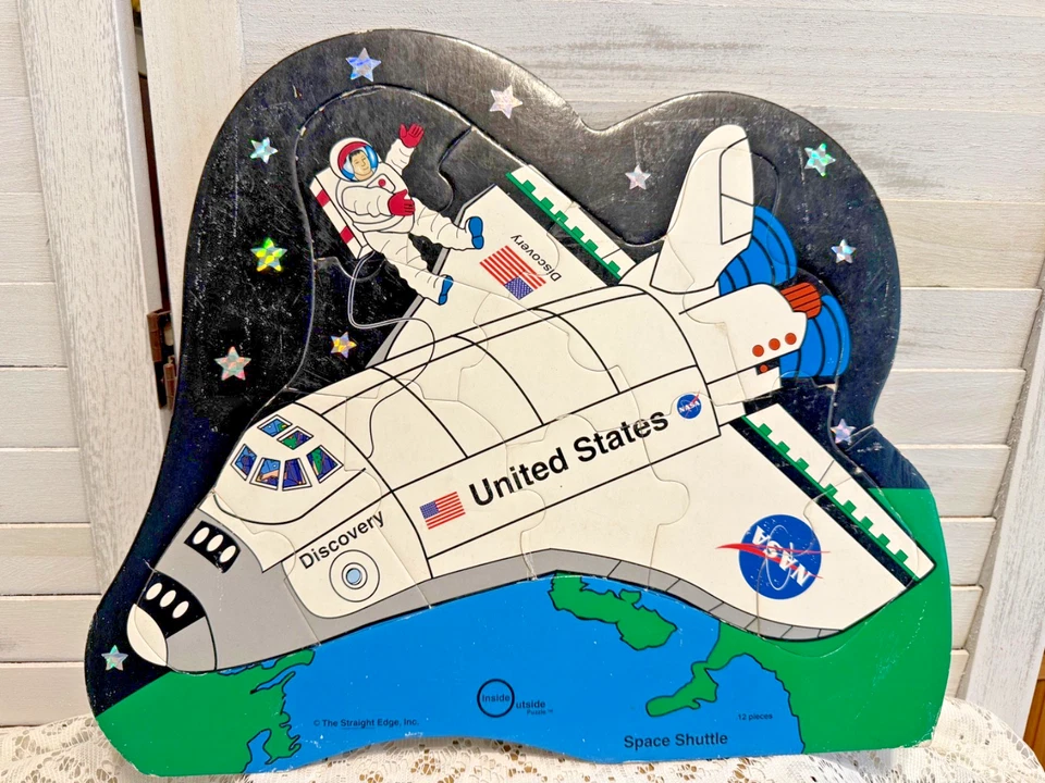 NASA Space Shuttle Discovery United States Inside Outside Puzzle Straight Edge  - Image 1 of 4