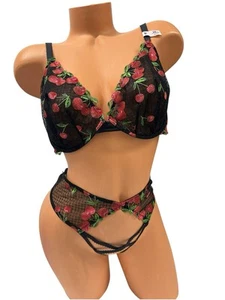 Victoria's Secret 38DD XL Embroidered Low-Cut Demi Bra Set Mesh Black Cherries - Picture 1 of 5