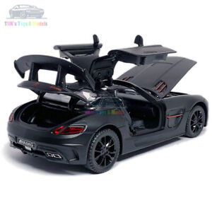 1:32 Mercedes-Benz SLS AMG Model Car Diecast Toy Vehicle Collection Gift Black