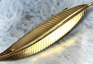 Vintage Gold Tone Textured Leaf Hair Clip