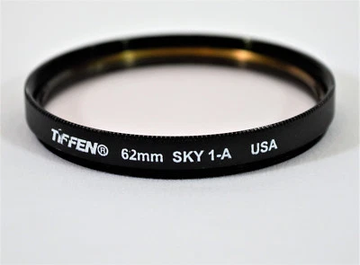 TIFFEN 62MM SKYLIGHT (1A) CAMERA FILTER, DIGITAL, FILM, USED EXCELLENT CONDITION - Image 1 of 2