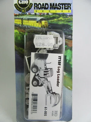 GHQ Bausatz 1:87  Caterpillar IT28  Holzgreifer    Weißmetall Bausatz   USA   - Bild 1 von 3