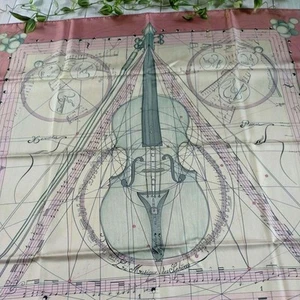 Bufanda Hermes Carré 90 "LA MUSIQUE DES SPHERES" Música por Esferas Rosa De Japa - Imagen 1 de 10