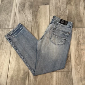 Diesel Men's Jeans Size 34/32 Blue Light Wash Regular Slim Straight Button Fly - Picture 1 of 13