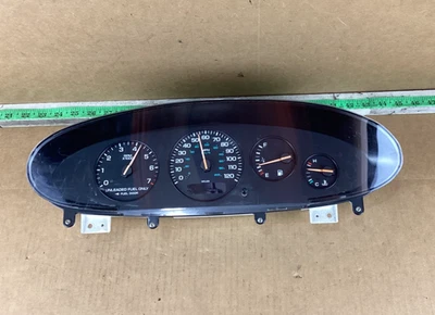 Cuadro de instrumentos velocímetro Dodge Stratus Intrepid 1994-1997 Foto 1 de 4