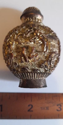 BOTELLA DE TABACO CHINA VINTAGE CON DISPENSADOR Foto 1 de 4