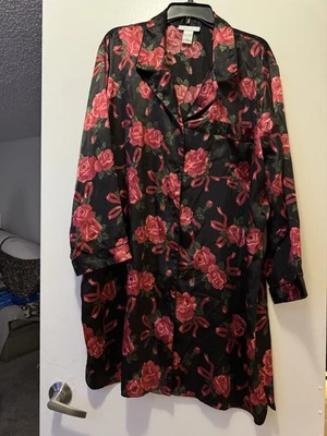 morgan taylor íntimates Foto 1 de 4