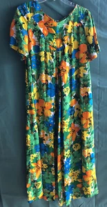 VTG Royal Hawaiian Floral Dress sz. M - Picture 1 of 9