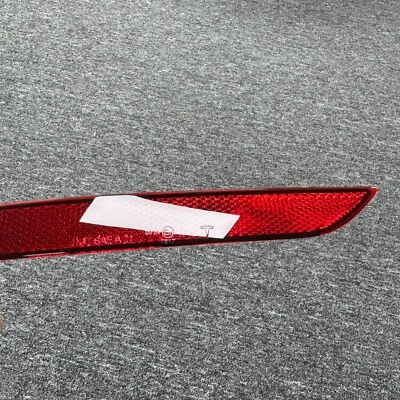 Reflector de parachoques trasero izquierdo/conductor 1495817-00-C fabricante de equipos originales para Tesla modelo Y 2020-2024 Foto 1 de 4