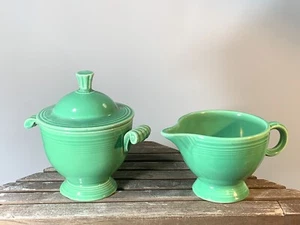 Vintage Fiesta Sugar and Creamer Set in Original Medium Green Glaze (14C) - Picture 1 of 20