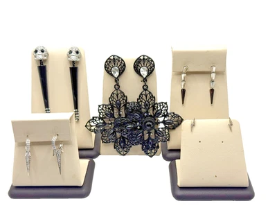 Lote de pendientes colgantes de filigrana con espiga de calavera gótica - Conjunto de joyas vanguardistas punk rock Foto 1 de 4