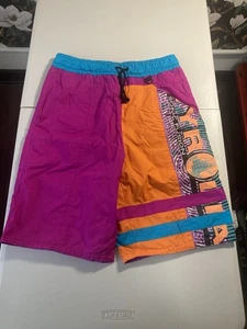 Vintage Damen Tyrolia Skishorts Größe S  - Bild 1 von 6