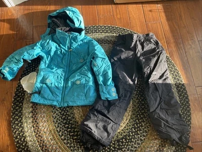 女孩 Spyder 滑雪冬季夹克和雪裤套装 8 码 — 第 1/4 张图片