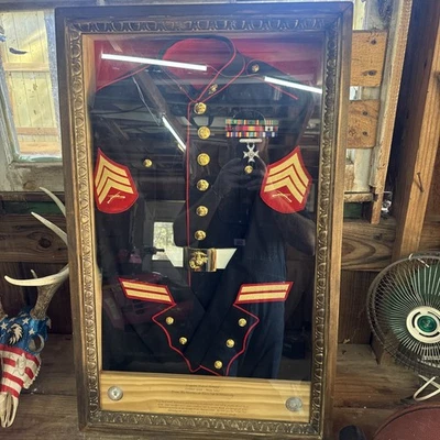 De Colección USMC Vestido Azul Uniforme Abrigo Sargento del Cuerpo de Marines con Medallas y Cinta Foto 1 de 4