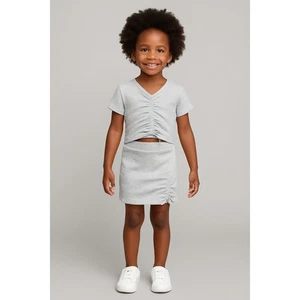 Avant-Garde 3D Girl Skirt Suit 2-Piece Set – Grey Size 6-7 Years - Picture 1 of 7