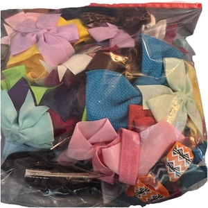 Lot Of 44 Multicolored Hair Bows - Picture 1 of 2
