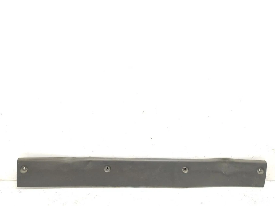 Mazda B2200 B Series UF 1989 2.2D Other Rear Interior Part Plastic Profile - Image 1 of 4