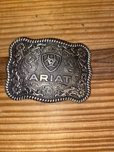Ariat Western Belt Buckle Scalloped Logo Rectangular Silver Tone - Picture 1 of 3
