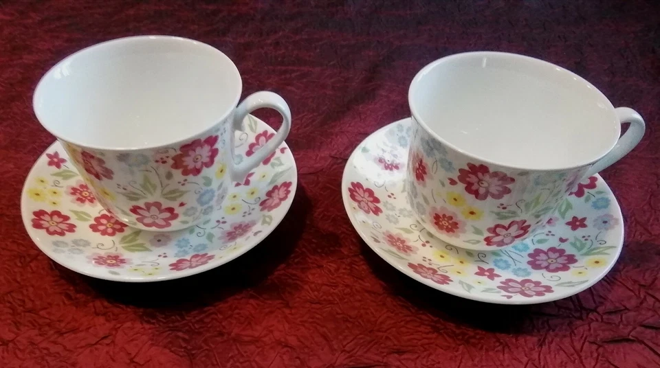 ROY KIRKHAM .English Bouquet : 2 Tasses/soucoupes Porcelaine Décor floral - Photo 1/4