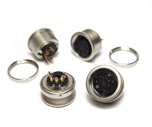 4x Lumberg DIN / Kleintuchel Geräte-Buchse, 5-polig, Schraub-Verriegelung, NOS - Picture 1 of 1