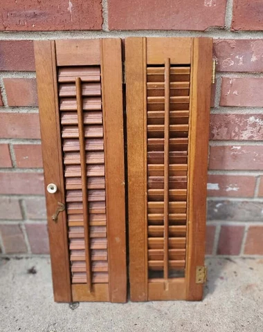 Vintage Wood Shutter Folding Louvered White Plastic Knob #3 Cover