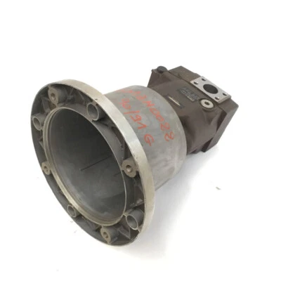 Parker PV046R1K1T1WMMC axial piston pump 2800rpm with motor flange Used UMP - Image 1 of 3