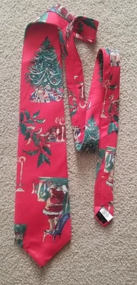 Corbata para Hombre Wembley Tema de Navidad Árbol Papá Noel 100% Seda Hecha en EE. UU. Foto 1 de 4