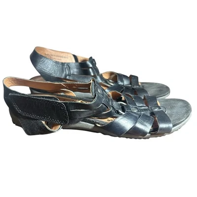 Sandalias Baretraps Reeta Gladiador 10M Cuero Negro Superior Elegantes y Cómodas Foto 1 de 4