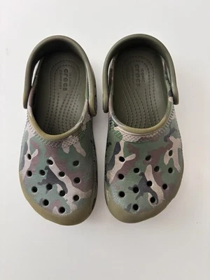 Crocs Niños Talla C10 Zapatos Originales Clásicos Zueco Verde Sandalias Unisex Niños C10 Foto 1 de 4