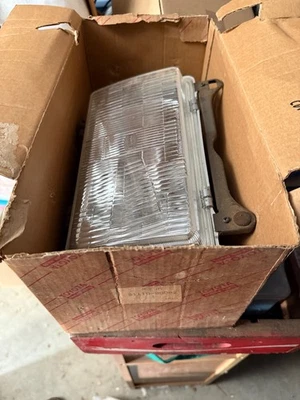 Conjunto de faros para Toyota Corona 1980 1981 1979-1982 81110-80082 Foto 1 de 4