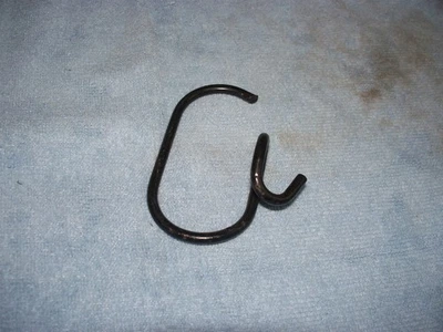 Polaris снегоход Cutlass 340 440 SS капот удерживать ремень крючки новый OEM 7010033 - Изображение 1 из 2