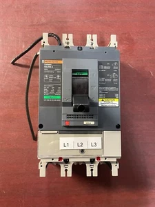 Merlin Gerin - Circuit Breaker - #NSJ400A - Picture 1 of 7