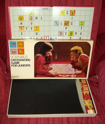Vtg SCRABBLE for Juniors Game Selchow & Righter Complete in Original Box 1975 - Image 1 of 4