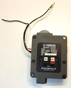 ALTAVOZ BIDIRECCIONAL YAMAHA NS-10M CROSSOVER CON PERNOS DE MONTAJE NS 10M NS10M ORIGINAL OEM - Imagen 1 de 2