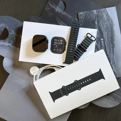 Apple Watch Ultra 2 49mm Schwarz Titangehäuse Ocean Armband - Bild 1 von 4