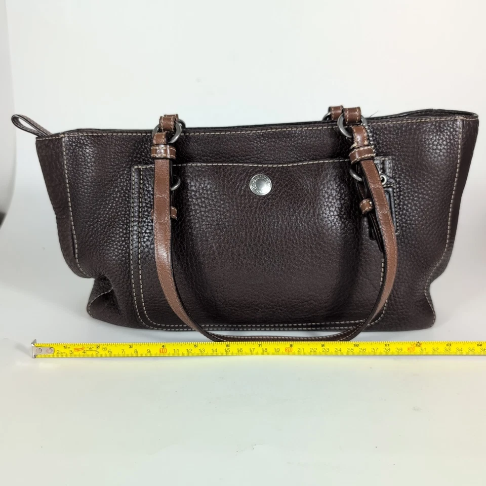 Bolso de Mano Coach Marrón Chelsea Cuero Guijarro Cremallera Doble Asa K0751-F10892 Foto 1 de 4