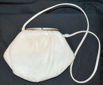 Cartera de mano Ande vintage años 60 de cuero blanco roto cierre frío Foto 1 de 2